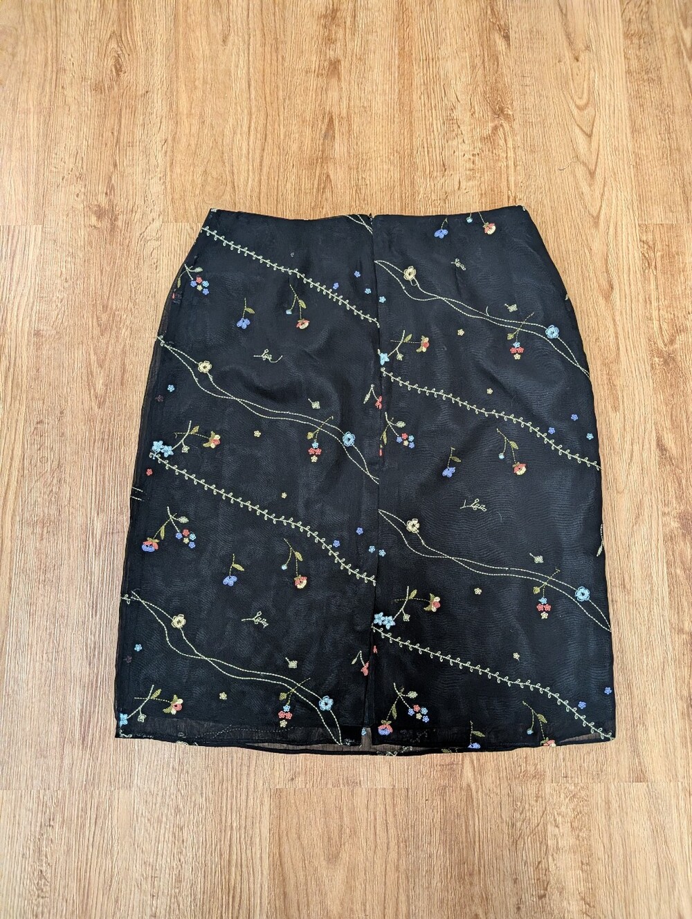 Pierre Cardin Options Embroidered Floral Midi Skirt Size 12 Black Boho - Picture 4 of 9